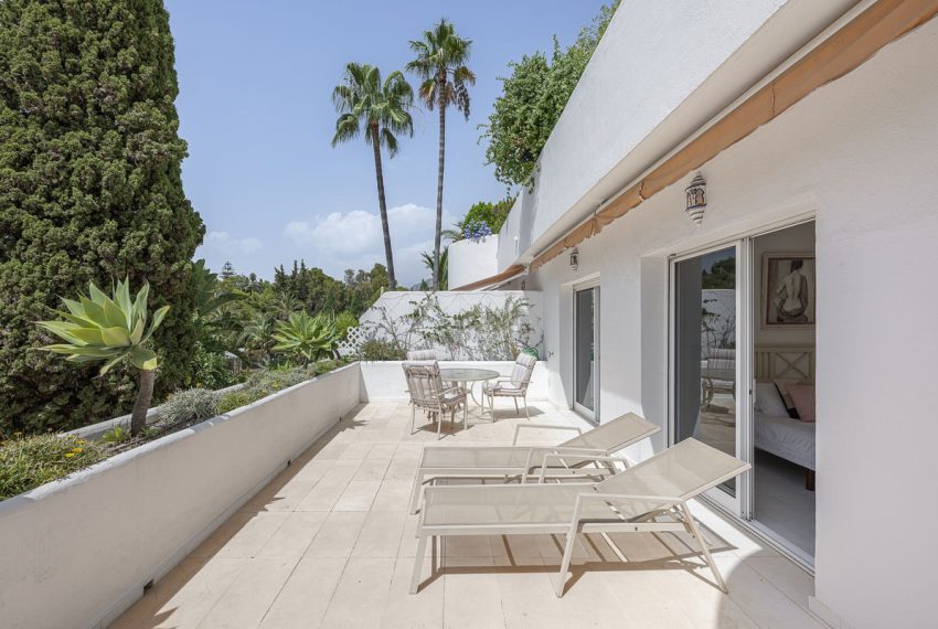 R5134717-Apartment-For-Sale-The-Golden-Mile-Middle-Floor-2-Beds-100-Built-1