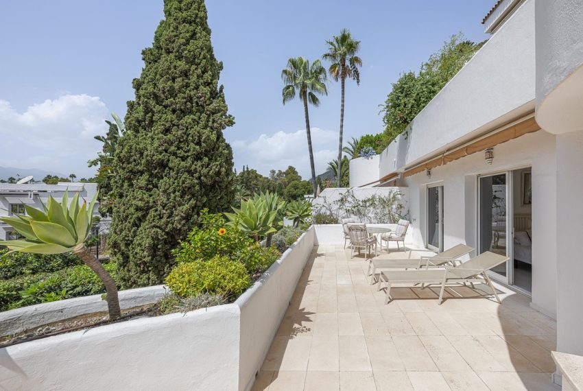 R5134717-Apartment-For-Sale-The-Golden-Mile-Middle-Floor-2-Beds-100-Built-19