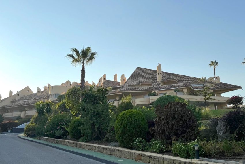 R5135302-Apartment-For-Sale-Nueva-Andalucia-Duplex-2-Beds-108-Built-18