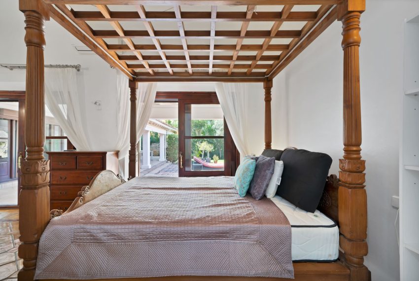 R5135599-Villa-For-Sale-Estepona-Detached-4-Beds-580-Built-12