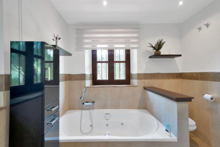 R5135599-Villa-For-Sale-Estepona-Detached-4-Beds-580-Built-13