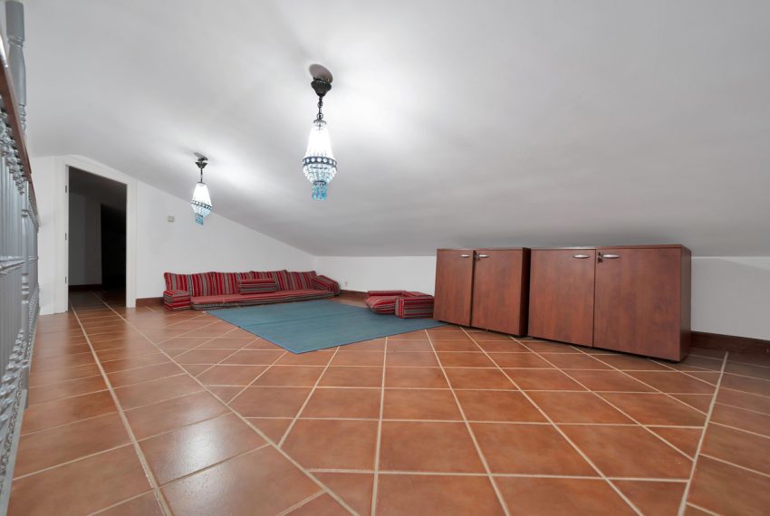 R5135599-Villa-For-Sale-Estepona-Detached-4-Beds-580-Built-17