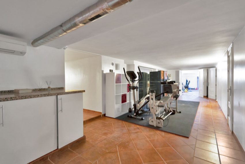 R5135599-Villa-For-Sale-Estepona-Detached-4-Beds-580-Built-18