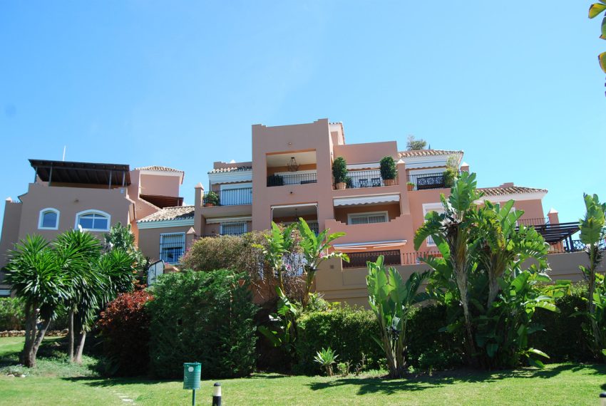 R5135602-Apartment-For-Sale-Guadalmina-Alta-Middle-Floor-4-Beds-240-Built