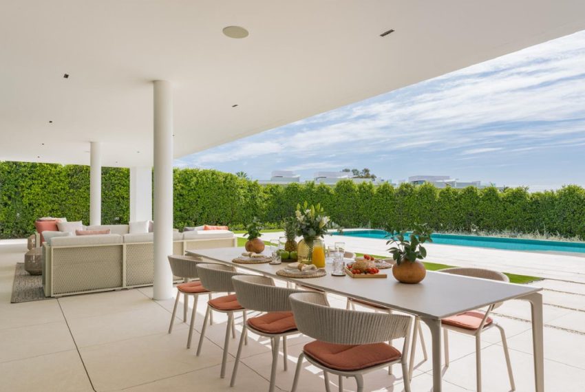 R5135956-Villa-For-Sale-The-Golden-Mile-Detached-5-Beds-1318-Built-5