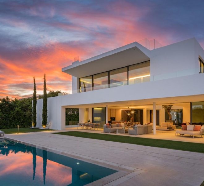 R5135956-Image 1-Detached - 5 Beds - 1318 Built