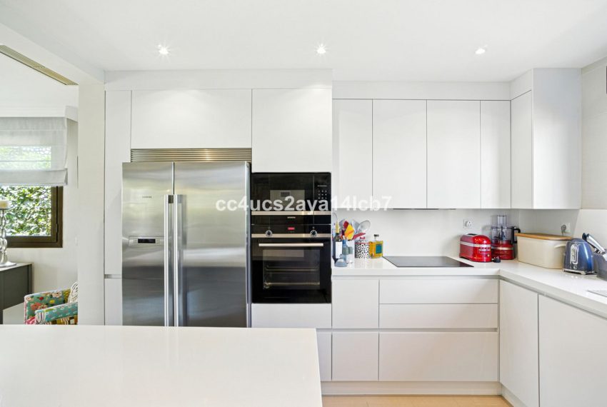 R5137927-Villa-For-Sale-Estepona-Detached-3-Beds-170-Built-17