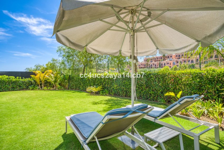 R5137927-Villa-For-Sale-Estepona-Detached-3-Beds-170-Built-3