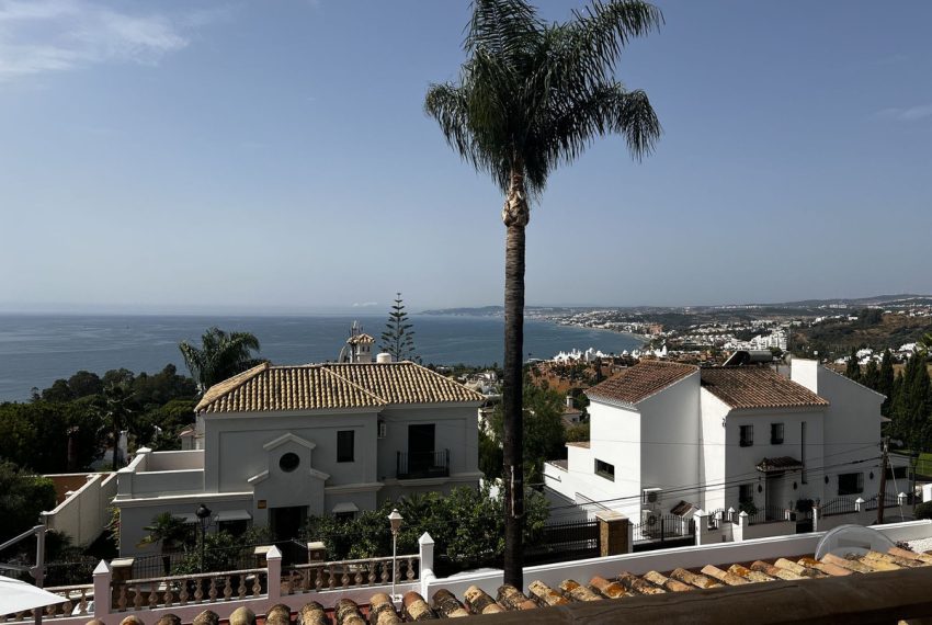 R5138053-Villa-For-Sale-Estepona-Detached-5-Beds-696-Built-1