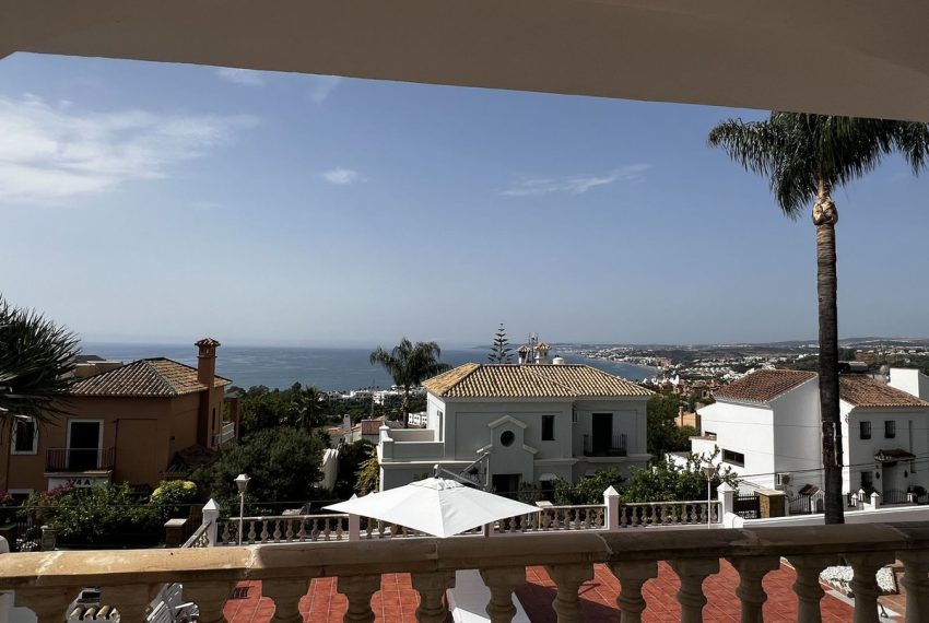R5138053-Villa-For-Sale-Estepona-Detached-5-Beds-696-Built-8
