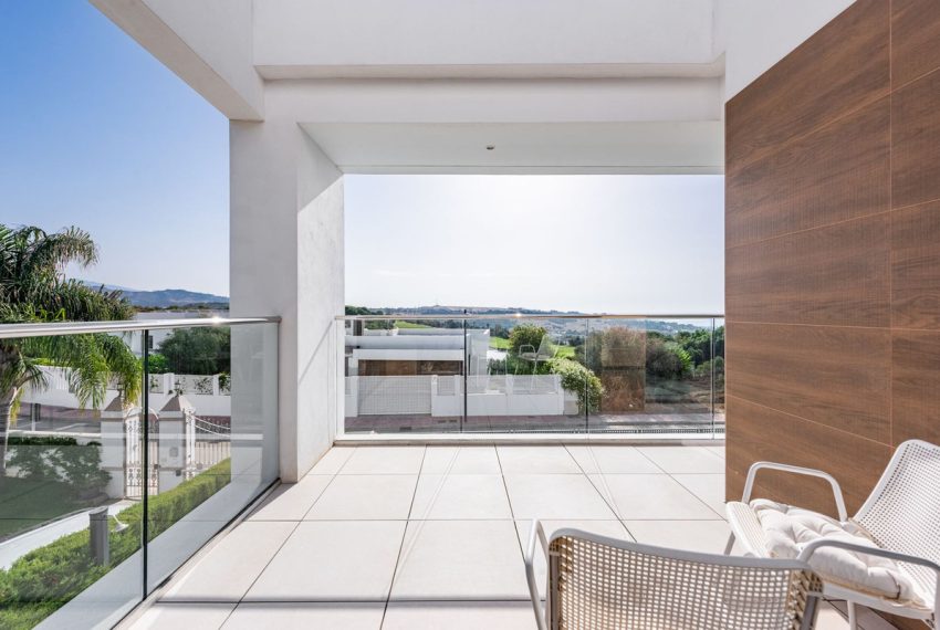 R5139001-Villa-For-Sale-Estepona-Detached-3-Beds-220-Built-12