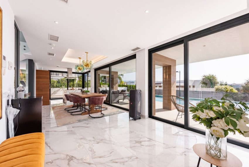 R5139001-Villa-For-Sale-Estepona-Detached-3-Beds-220-Built-6
