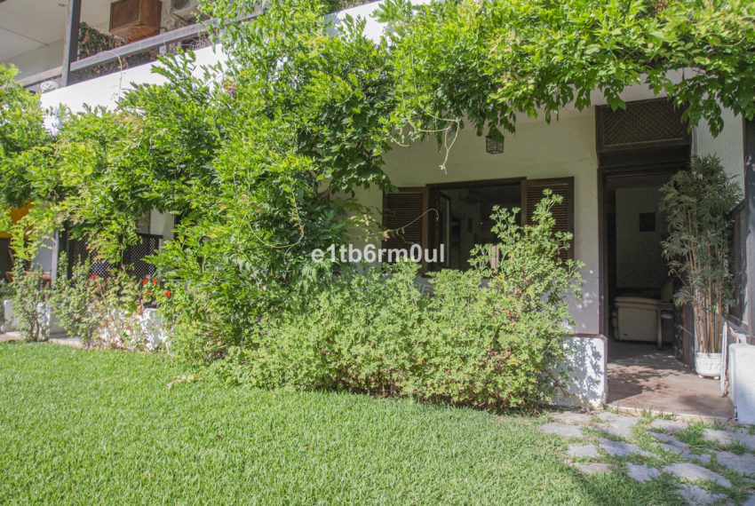 R5139157-Apartment-For-Sale-The-Golden-Mile-Ground-Floor-1-Beds-81-Built-2