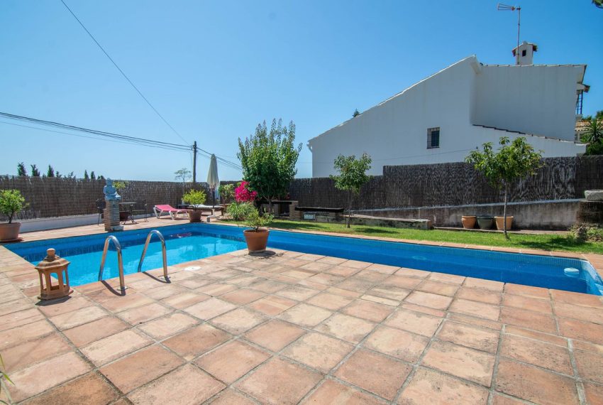 R5140630-Villa-For-Sale-Estepona-Detached-4-Beds-340-Built-16