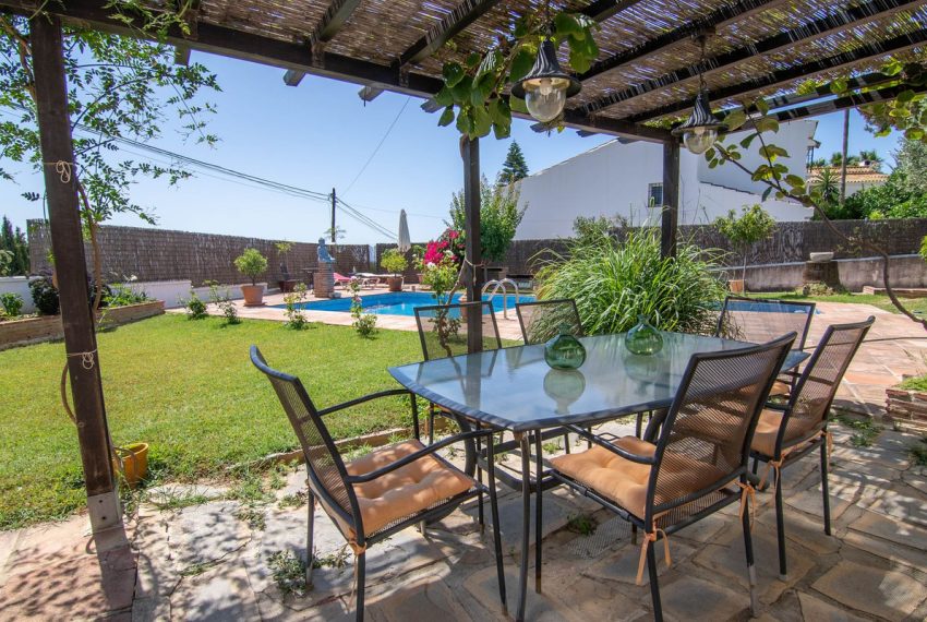 R5140630-Villa-For-Sale-Estepona-Detached-4-Beds-340-Built-5