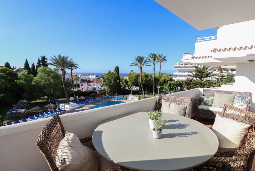 R5140855-Apartment-For-Sale-Nueva-Andalucia-Middle-Floor-2-Beds-127-Built
