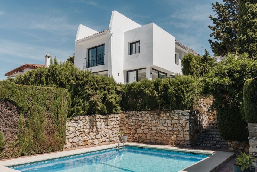 R5140897-Villa-For-Sale-Nueva-Andalucia-Detached-3-Beds-183-Built