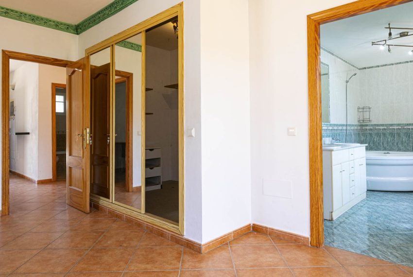 R5141758-Villa-For-Sale-Mijas-Detached-4-Beds-246-Built-11