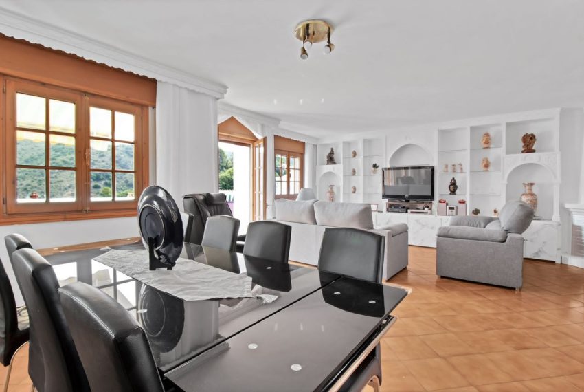 R5141773-Apartment-For-Sale-Benahavis-Duplex-5-Beds-195-Built