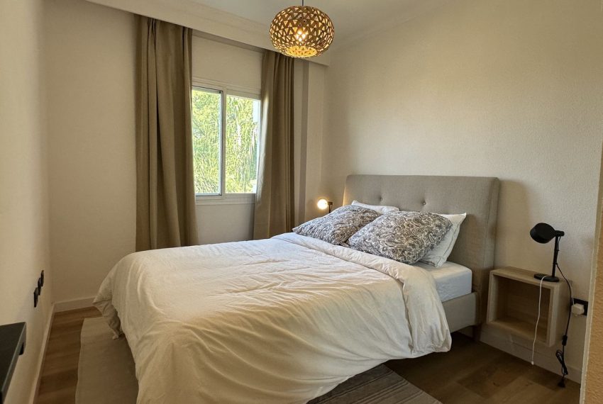 R5142550-Apartment-For-Sale-The-Golden-Mile-Duplex-3-Beds-130-Built-11
