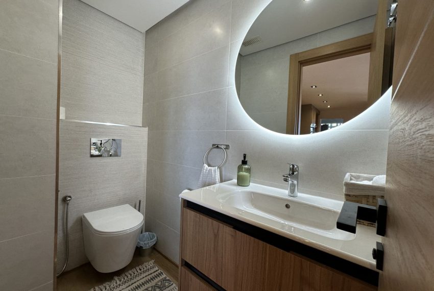 R5142550-Apartment-For-Sale-The-Golden-Mile-Duplex-3-Beds-130-Built-4