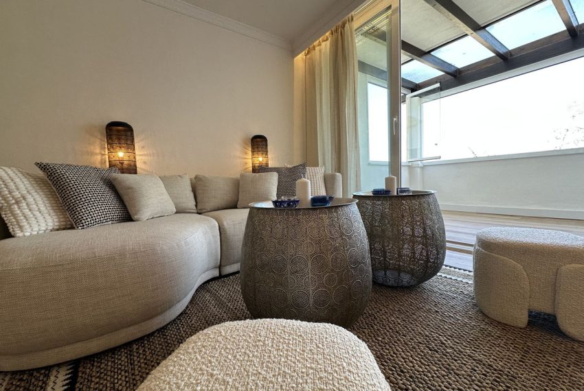 R5142550-Apartment-For-Sale-The-Golden-Mile-Duplex-3-Beds-130-Built-8