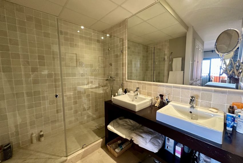 R5142754-Apartment-For-Sale-El-Rosario-Penthouse-3-Beds-213-Built-13