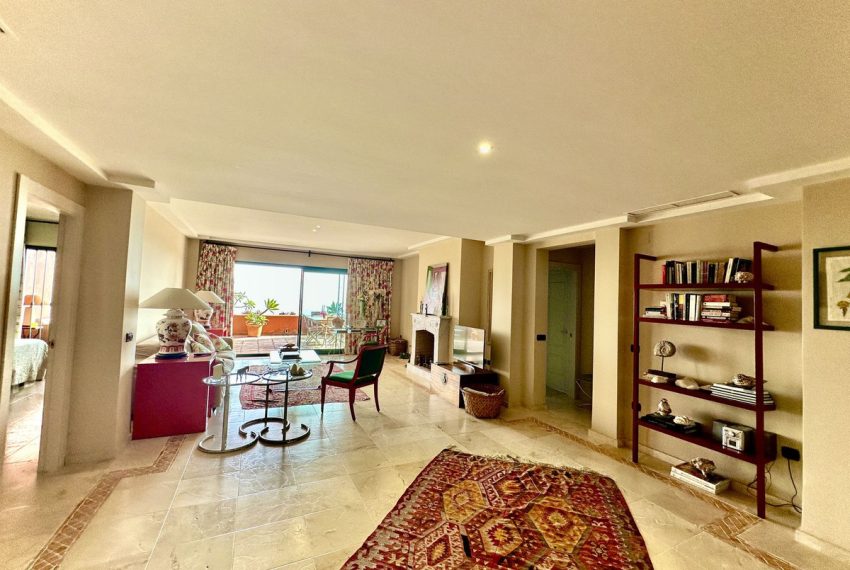 R5142754-Apartment-For-Sale-El-Rosario-Penthouse-3-Beds-213-Built-8