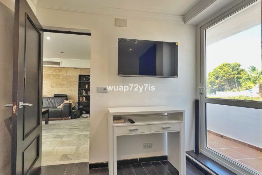 R5142793-Apartment-For-Sale-El-Paraiso-Penthouse-2-Beds-59-Built-16
