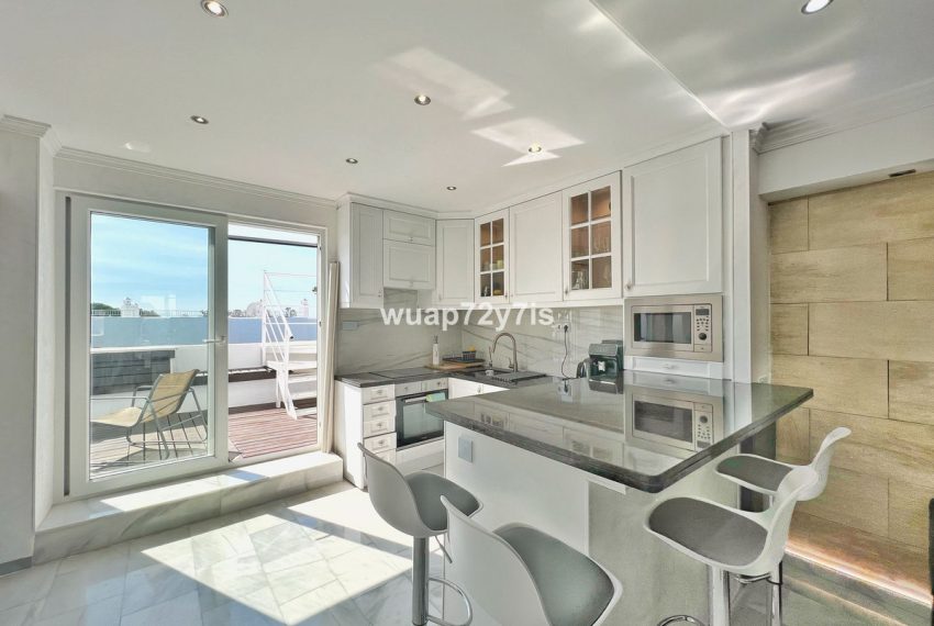 R5142793-Apartment-For-Sale-El-Paraiso-Penthouse-2-Beds-59-Built-3