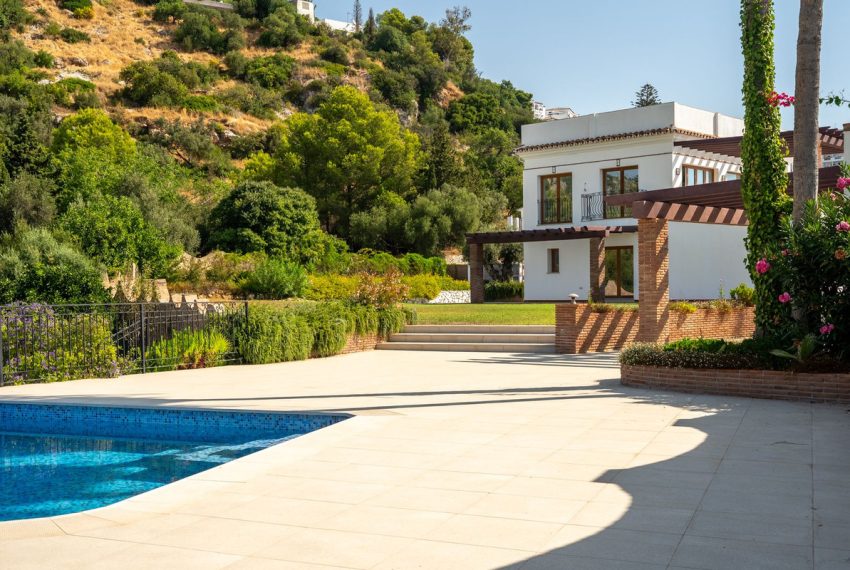 R5142997-Villa-For-Sale-Mijas-Detached-7-Beds-277-Built-1