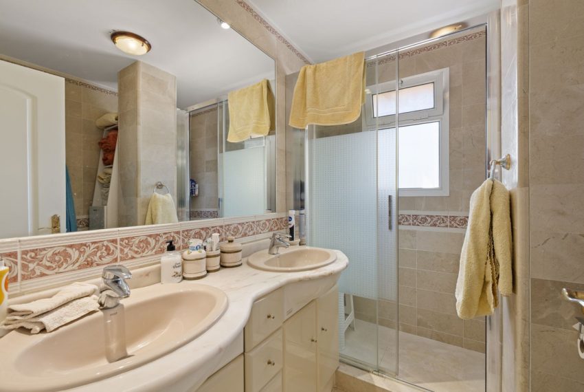 R5143657-Apartment-For-Sale-Nueva-Andalucia-Penthouse-3-Beds-101-Built-10