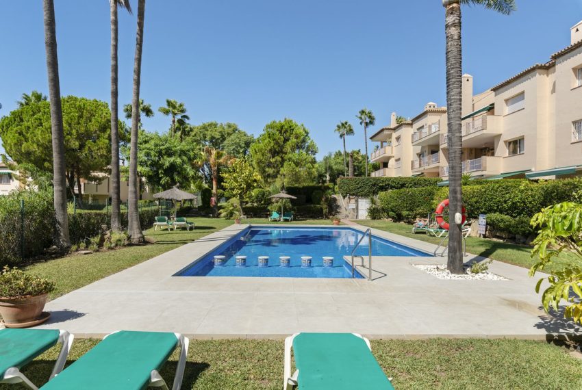 R5143657-Apartment-For-Sale-Nueva-Andalucia-Penthouse-3-Beds-101-Built-19