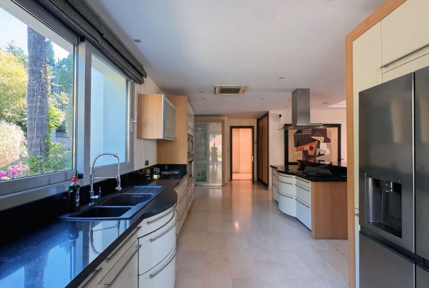 R5145121-Villa-For-Sale-The-Golden-Mile-Detached-7-Beds-720-Built-11