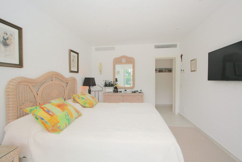 R5145832-Villa-For-Sale-Mijas-Golf-Detached-4-Beds-327-Built-11