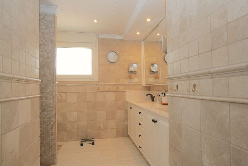 R5145832-Villa-For-Sale-Mijas-Golf-Detached-4-Beds-327-Built-13