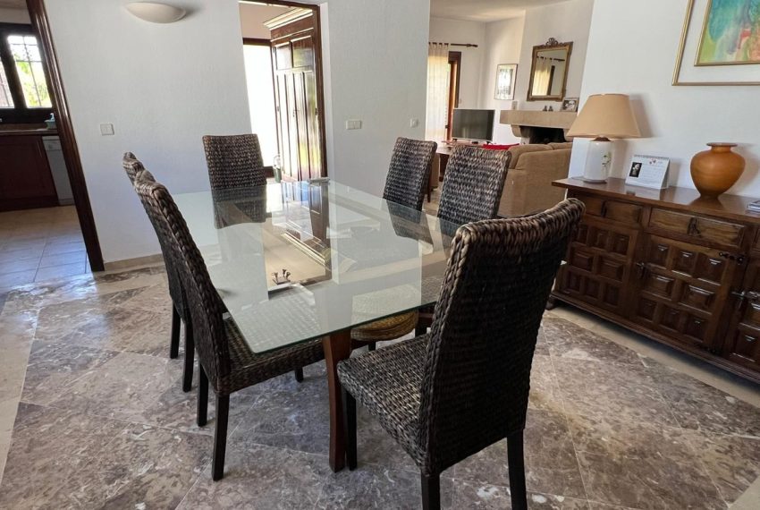 R5145994-Villa-For-Sale-Estepona-Detached-4-Beds-137-Built-17