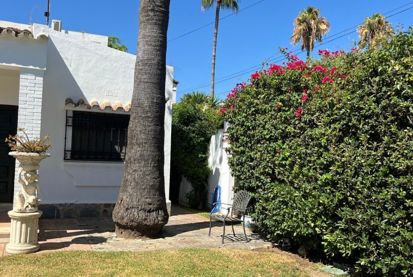 R5145994-Villa-For-Sale-Estepona-Detached-4-Beds-137-Built-5
