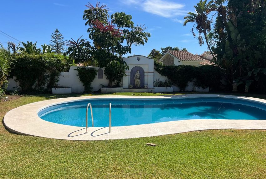 R5145994-Villa-For-Sale-Estepona-Detached-4-Beds-137-Built-9