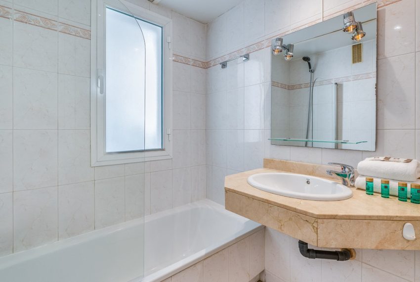 R5146246-Apartment-For-Sale-Puerto-Banus-Penthouse-Duplex-3-Beds-110-Built-13
