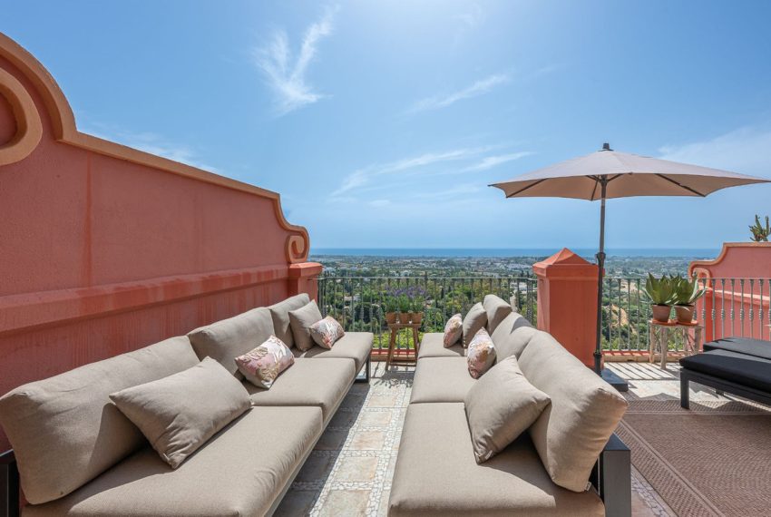 R5146996-Apartment-For-Sale-La-Quinta-Duplex-4-Beds-210-Built-1