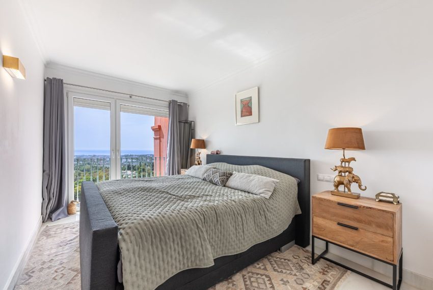 R5146996-Apartment-For-Sale-La-Quinta-Duplex-4-Beds-210-Built-14