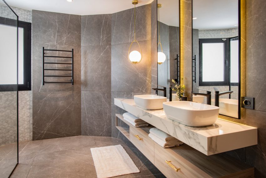 R5147011-Villa-For-Sale-La-Quinta-Detached-5-Beds-386-Built-17