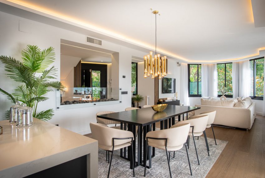 R5147011-Villa-For-Sale-La-Quinta-Detached-5-Beds-386-Built-4