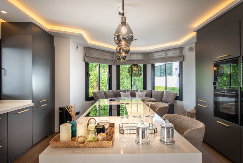 R5147011-Villa-For-Sale-La-Quinta-Detached-5-Beds-386-Built-5