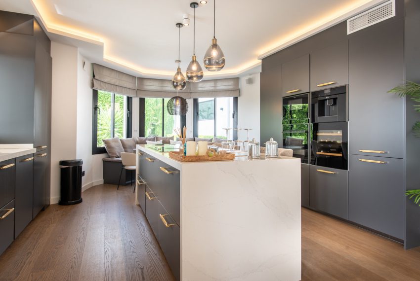 R5147011-Villa-For-Sale-La-Quinta-Detached-5-Beds-386-Built-7