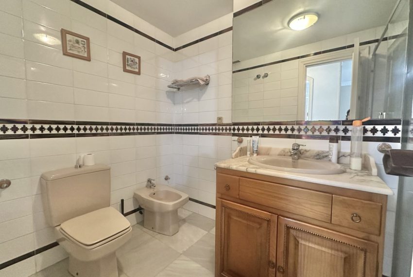 R5147125-Apartment-For-Sale-Marbella-Ground-Floor-1-Beds-66-Built-16