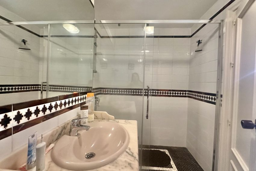 R5147125-Apartment-For-Sale-Marbella-Ground-Floor-1-Beds-66-Built-17