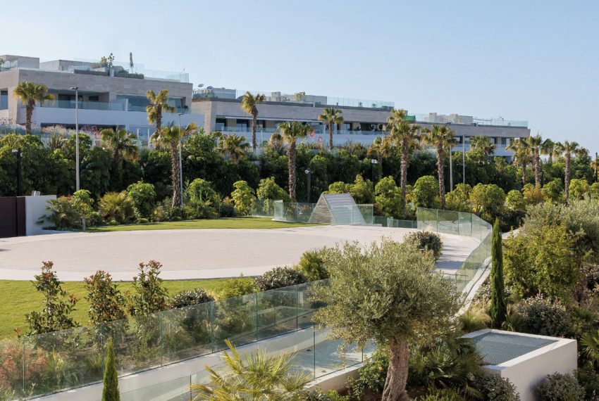 R5147437-Apartment-For-Sale-The-Golden-Mile-Penthouse-3-Beds-588-Built-1