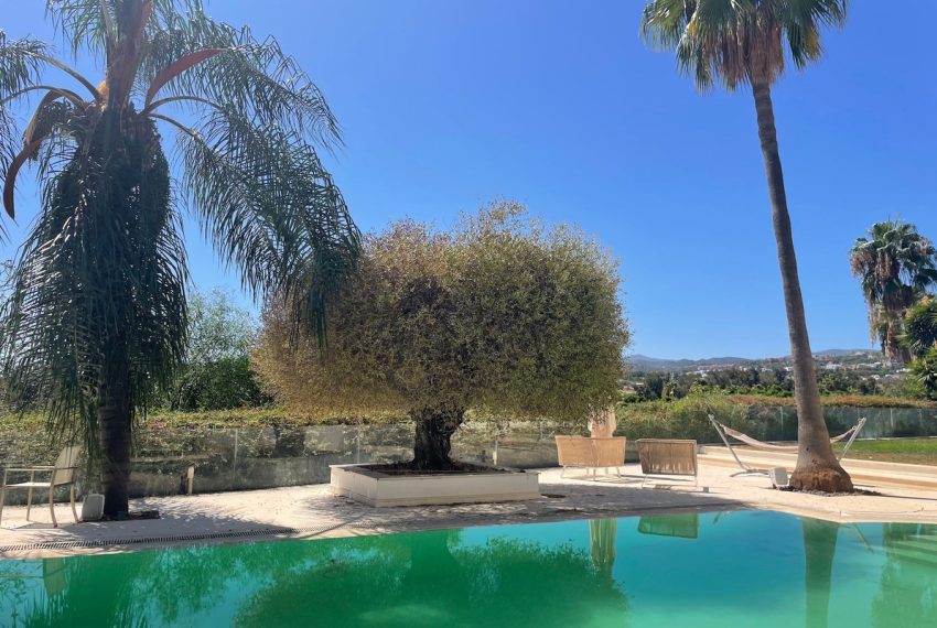 R5147461-Villa-For-Sale-Nueva-Andalucia-Detached-5-Beds-441-Built-12